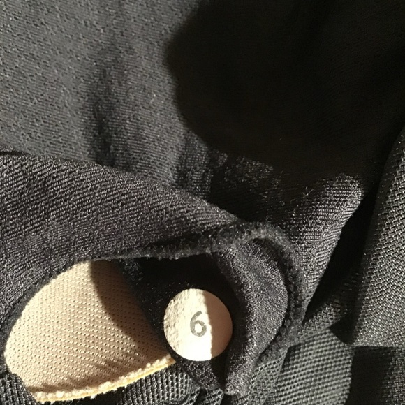 Lululemon Athletica Women’s Tank Top Keyhole Racerback Gray/White Stripe - Picture 9 of 9